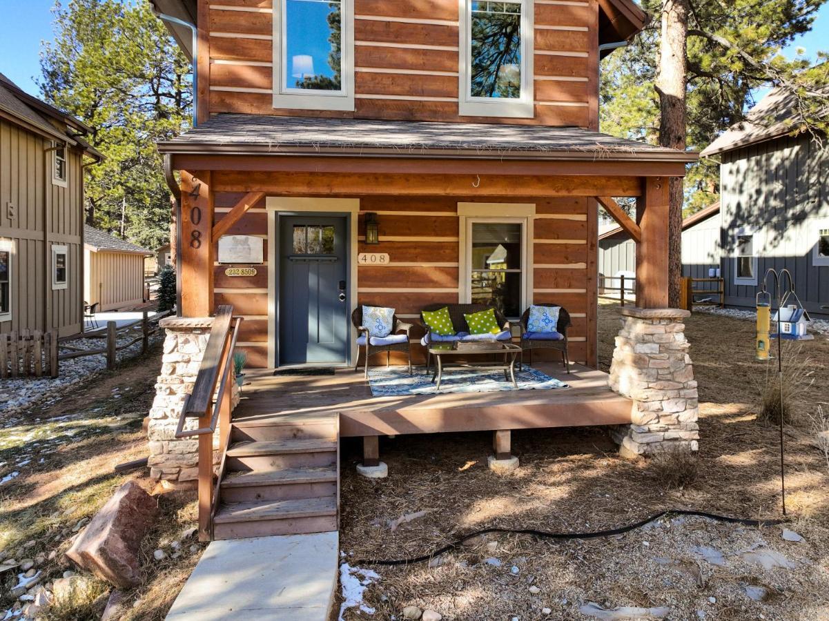 Black Bear Cabin With Hot Tub Woodland Park Exterior photo